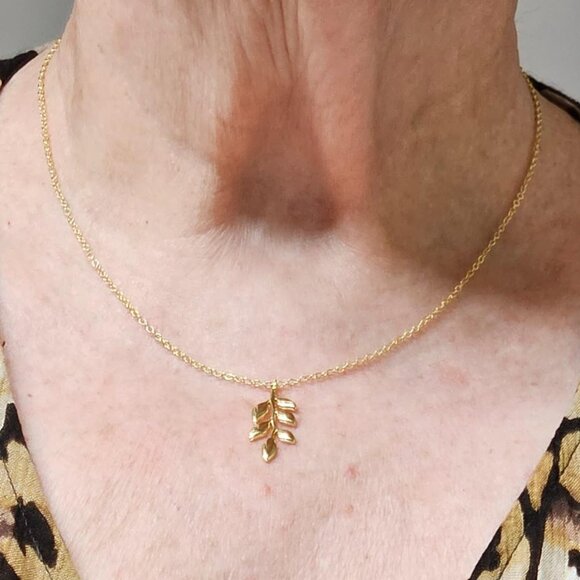 Neiman Marcus 14K Gold Plated Leaf Pendant - Picture 1 of 5